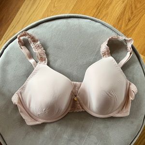 NATORI Brand New with tags. Size 32D. Color Cameo Rose
